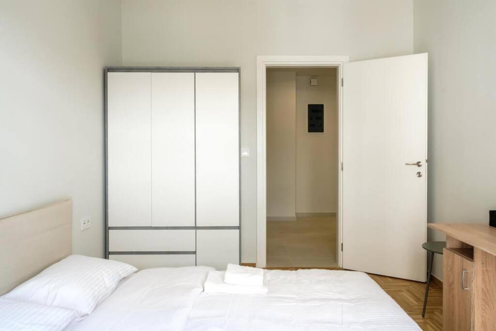 Modern Pangrati Flat! Apartment *